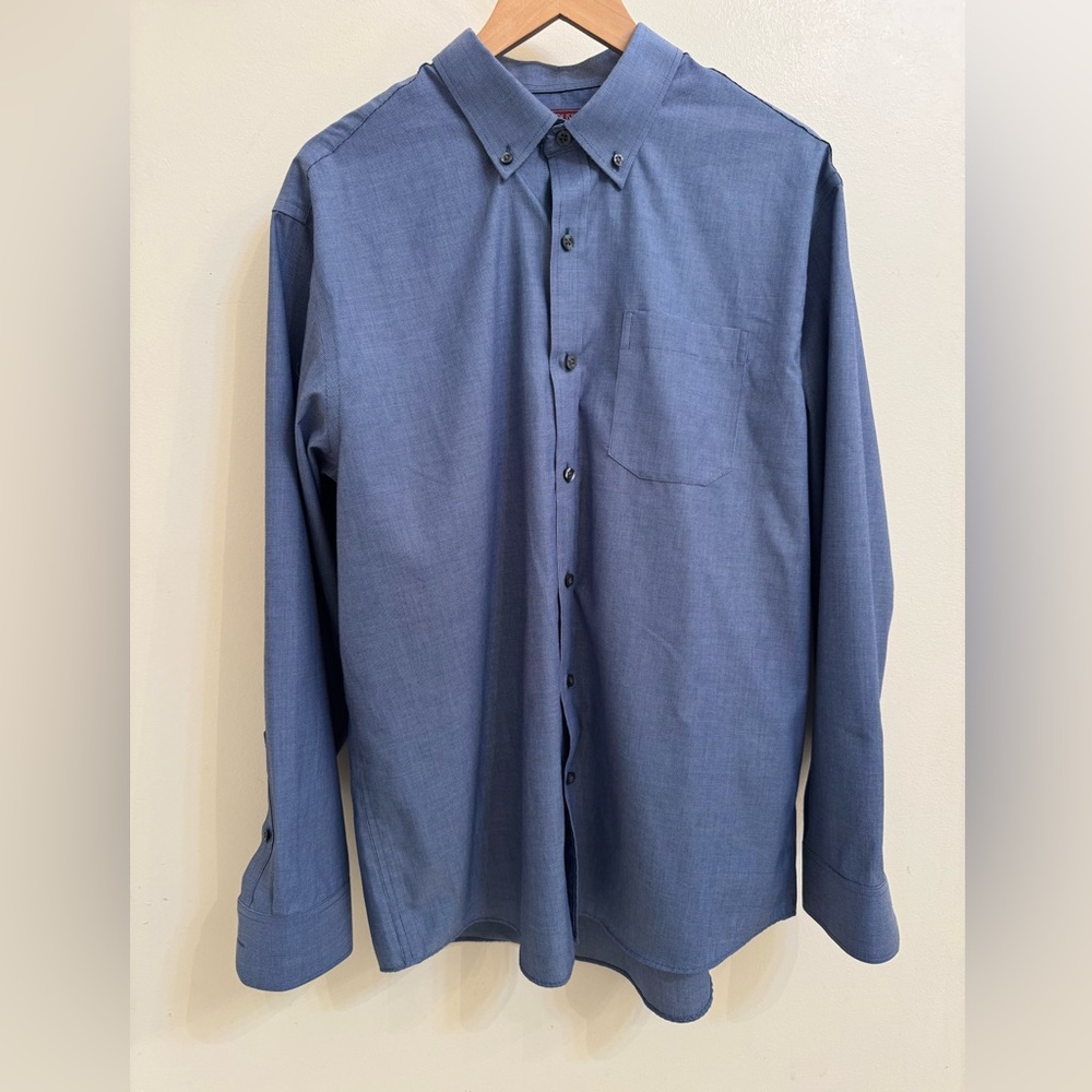 Red House Crisp Blue Men’s Dress Shirt